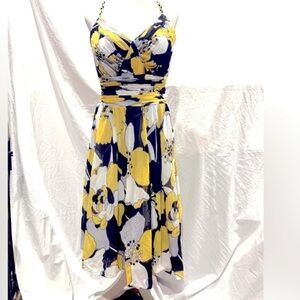 Plus Size 18W Flowy Dress Padded Classic Cut Wedding Guest Date Night Dancing